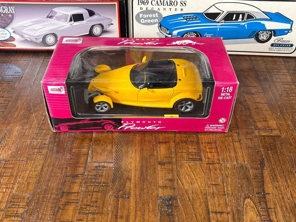 Anson Yellow Plymouth Prowler Die Cast 1:18 Scale Vehicle #30331 Hot Rod Car New